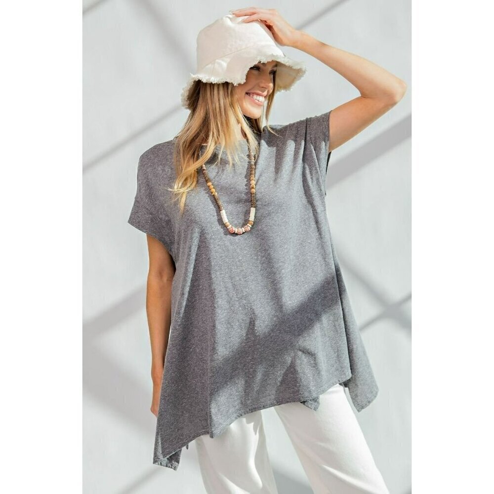 Weekender Legging Friendly Tunic Top in Smoke - Picture 5 of 5